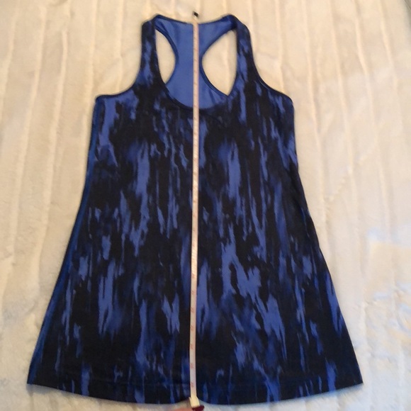 Lululemon Tank - Picture 4 of 4